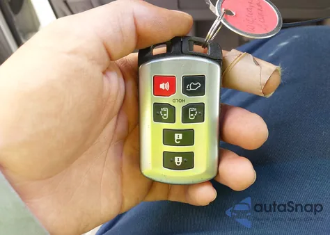 2015 Toyota Sienna Xle 8 Passenger from USA, damaged, VIN 5TDYK3DC1FS529997